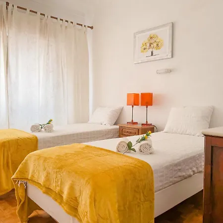 Patio Privado Com Churrasqueira By Ferias Em Figueira *