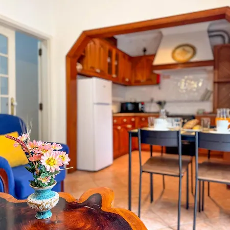 Villa Patio Privado Com Churrasqueira By Ferias Em Figueira