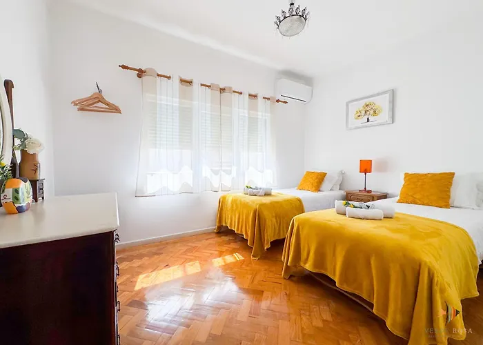 Patio Privado Com Churrasqueira By Ferias Em Figueira Villa Figueira da Foz