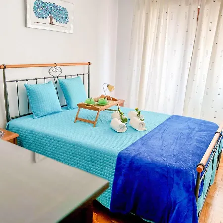 Pátio Privado Com Churrasqueira By Em Figueira