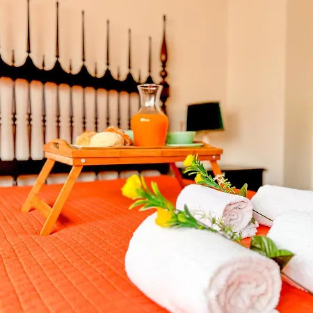 Pátio Privado Com Churrasqueira By Em Figueira