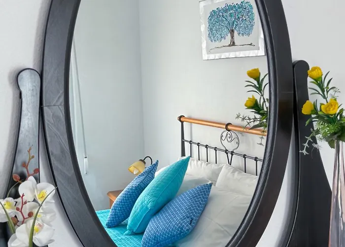 Villa Pátio Privado Com Churrasqueira By Em Figueira